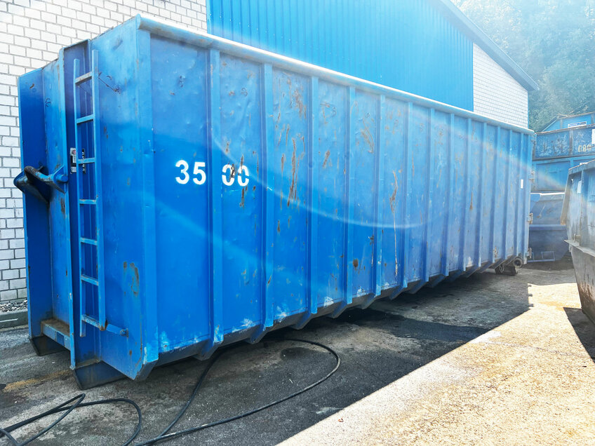 Hoher Abrollcontainer 37 cbm von Hossfeld 